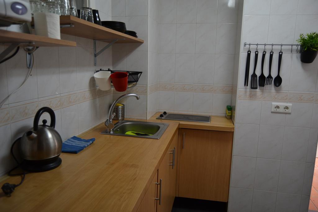 Hostal Gonzalez Марбелья Экстерьер фото
