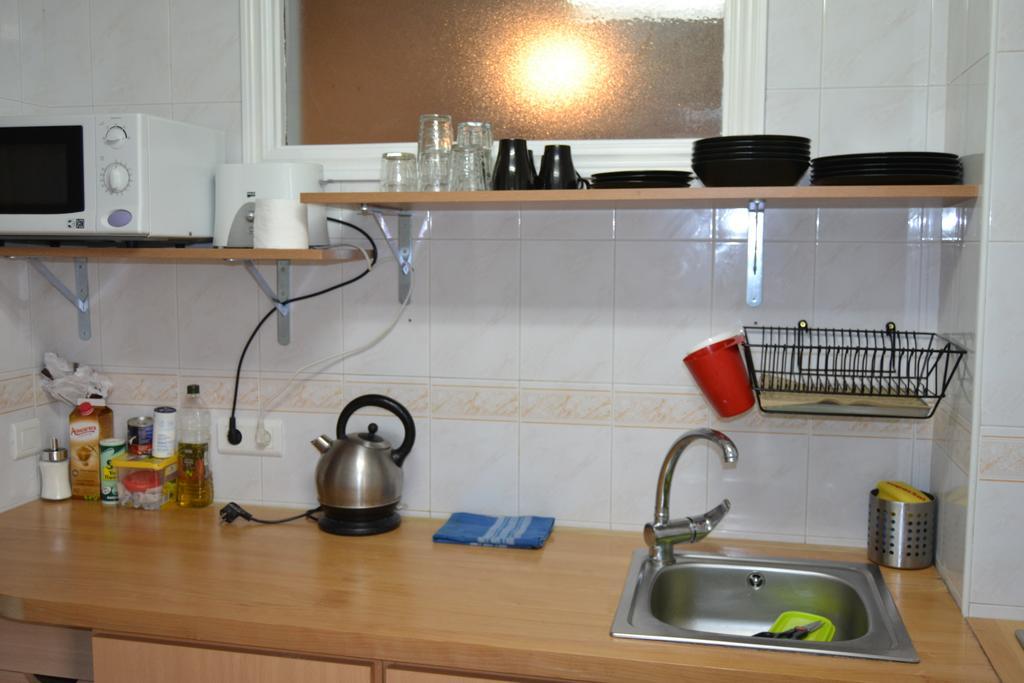 Hostal Gonzalez Марбелья Экстерьер фото