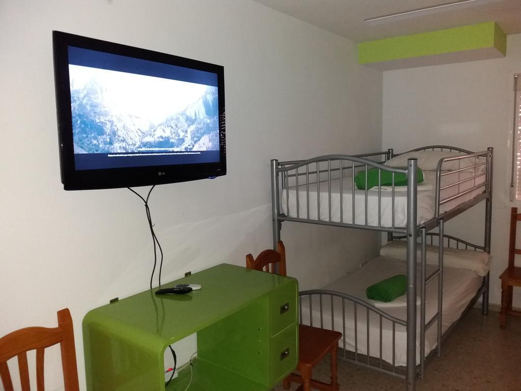 Hostal Gonzalez Марбелья Экстерьер фото