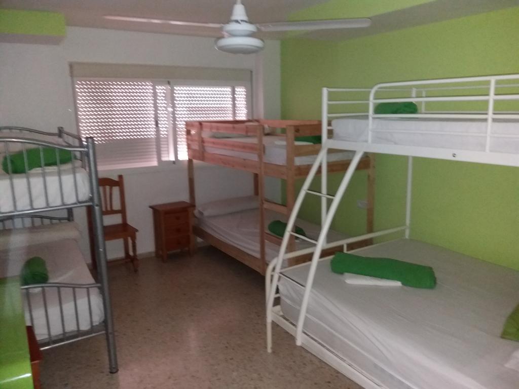 Hostal Gonzalez Марбелья Экстерьер фото