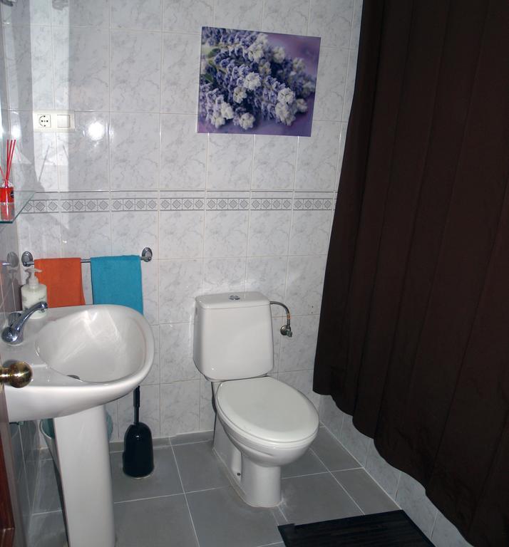 Hostal Gonzalez Марбелья Экстерьер фото