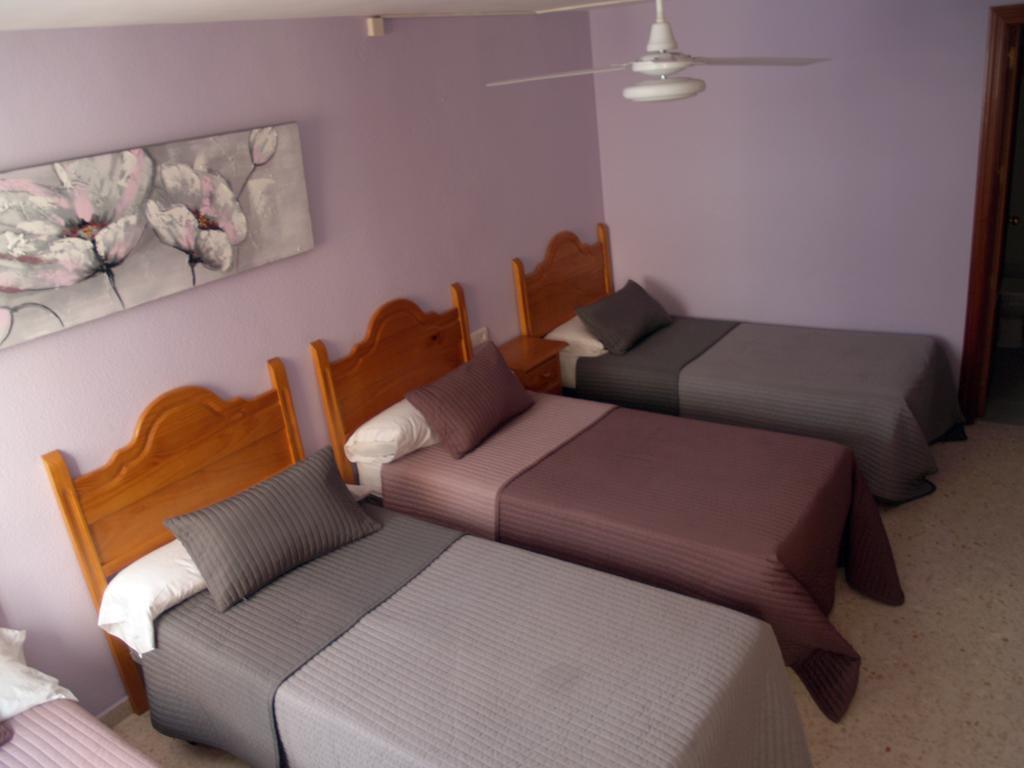 Hostal Gonzalez Марбелья Экстерьер фото